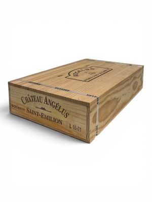 the wooden box is empty and ready to be filled with wine