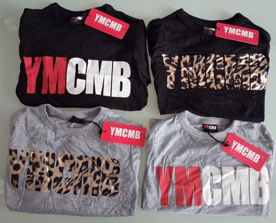 trois t-shirts sur lesquels sont imprimés les mots « ycmmb » et « ycmmb »