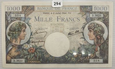 un ancien billet de banque français sur lequel figurent deux femmes