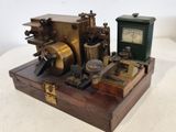 a small machine that is sitting on a table