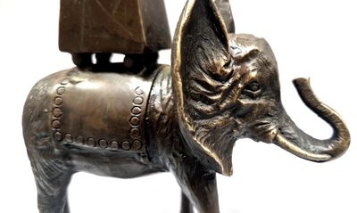 Salvador DALI (1934/1982) d’après: « L’Eléphant pyramidal ».