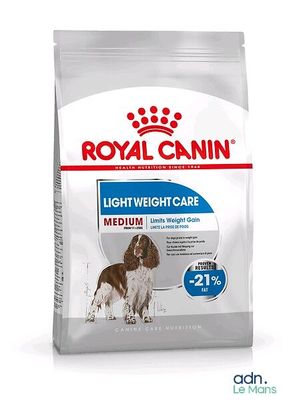 Royal Canin - Croquettes pour chiens de taille moyenne, formule « Light Weight Care »