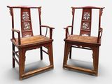 paire de chaises chinoises anciennes avec dossier et accoudoirs sculptés
