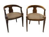 paire de fauteuils de style louis xvi