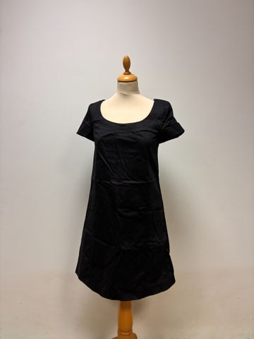 KENZO – Petite robe noir en coton, doublure à pois vert. Taille :...