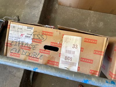 a box that is sitting on top of a carton