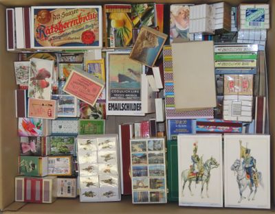 Très fort lot de séries de boîtes d'allumettes parfois sous …