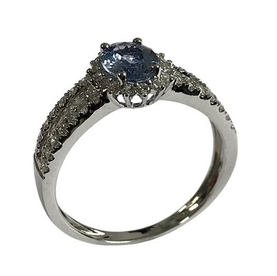 BAGUE en or blanc 750/1000 sertie d'un SAPHIR taille ovale (…