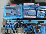 un grand nombre d'outils sur une palette