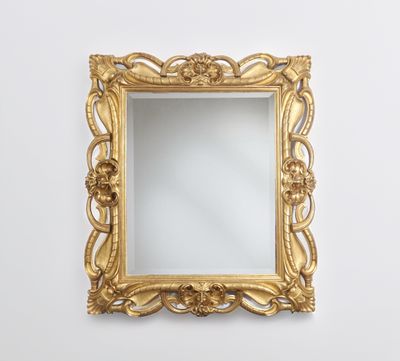 Grand Miroir Italien Grand miroir en bois sculpt et dor.