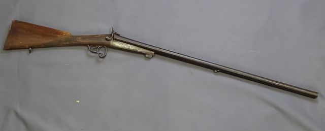 CAT D : Fusil juxtaposé à broche cal 16. Ensemble propre restaura...