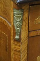 commode de style français - avec 1 porte et 1 tiroir - H : 8… (photo 4)