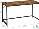 un dessin représentant un bureau avec un plateau en bois et des pieds en métal
