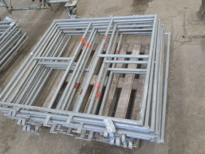 9 garde-corps LAYHER multi 157cm, Mise à prix 80 - Photo 1