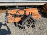 une image représentant un tracteur équipé d'une charrue