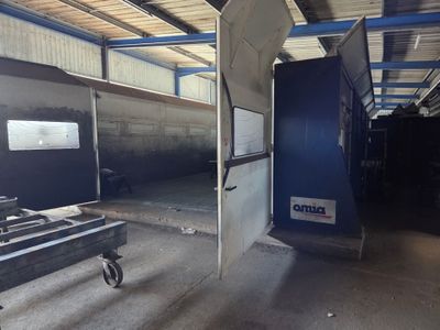 Cabine de peinture Omnia Dim 7 x 13 m avec aspiration par le…
