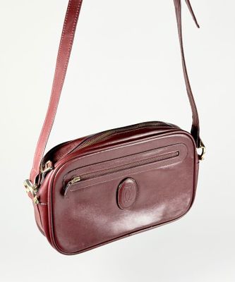 sac à bandoulière en cuir avec fermeture à pression