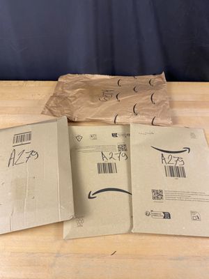 Lot de 4 colis Mystère (Retour Amazon,NPAI ,Adresse incomplè…