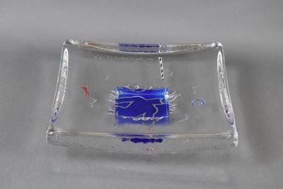 rectangular glass tray with a blue and white design on it