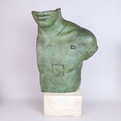 sculpture of a man ' s head on a marble base with a white background
