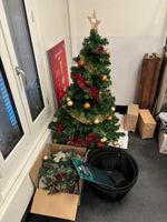 Lot de décoration de Noël + panneaux publicitaires + deux po…