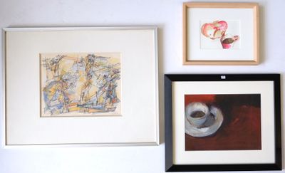 une photo d'une photo représentant une tasse à café et une photo d'un vase accroché au mur