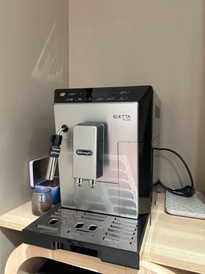 Machine à café à grains Delonghi Eletta - Photo 1