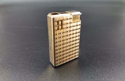 Briquet en métal doré PARTNER