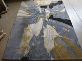 a rug that is on the floor in a room