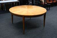 Mobilier de salle à manger comprenant une suite de douze cha… (photo 6)