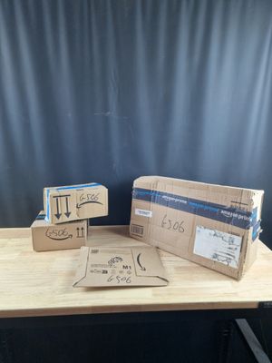 Lot de 4 colis Mystere (Retour Amazon,NPAI, Adresse incomple… - Photo 1