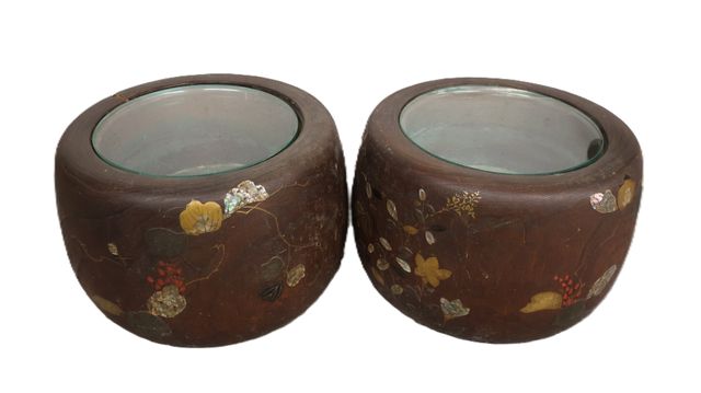 JAPON - XIXe siècle - Deux hibachi (brasero) pouvant former paire
