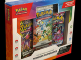 deux paquets de cartes Pokémon dans la boîte