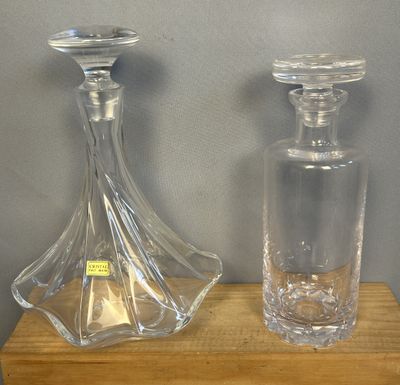 Cristallerie de SEVRES Réunion de carafes :