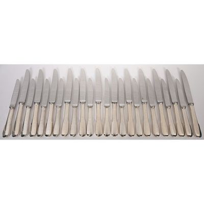 24 COUTEAUX DE TABLE ET DESSERT à manches en argent massif p… - Photo 1