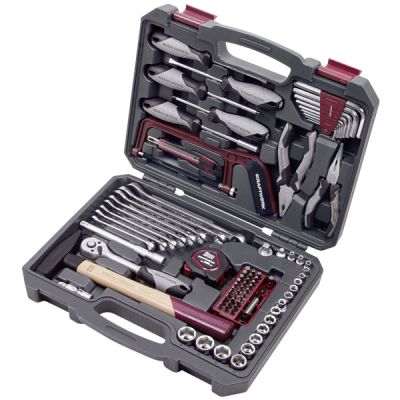 La trousse à outils contient de nombreux outils dans son coffret