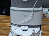 a blender sitting on top of a wooden table