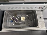 1 auto-laveur pré-stérilisation ALPHA CLEAN OXY PHARM