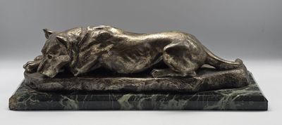 Georges Lucien GUYOT (1885 - 1973) - Dogue allongé - Bronze …