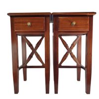 Paire de tables de chevet, piètement croisé, un tiroir en fa…