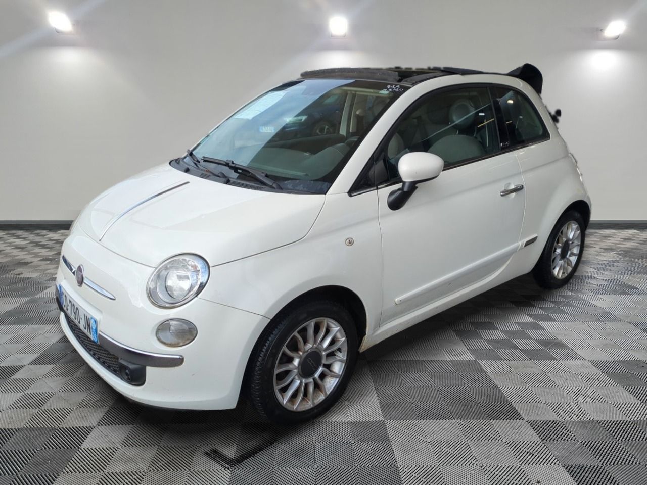 FIAT - 500C 1.2 8V 69 CH SS LOUNGE - ES - Mise en service: 2…