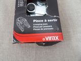 une boîte contenant une manette de jeu vidéo