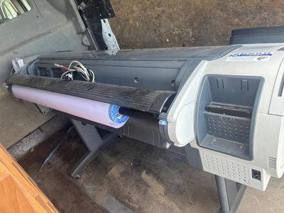 an image of a printer that is sitting on a table