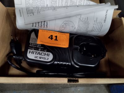 Chargeur HITACHI UC 18YGL2