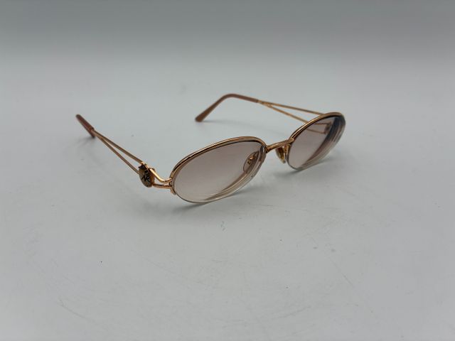 Nina RICCI – Paire de lunettes de vue (avec correction). Avec son...