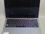 Apple MacBook Pro 13 pouces, processeur Core i5 à 2,4 GHz / 8 Go de mémoire vive / SSD de 500 Go