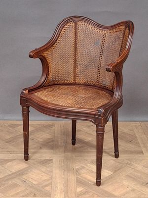 fauteuil en bois et osier, avec accoudoirs et repose-pieds