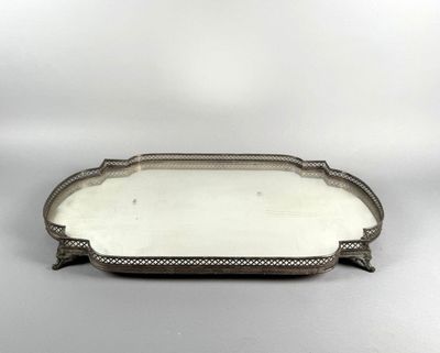 Surtout de table en bois et galerie en métal argenté, fond à… - Photo 1