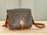 louis vuitton cross body bag in monogram canvas and leather
