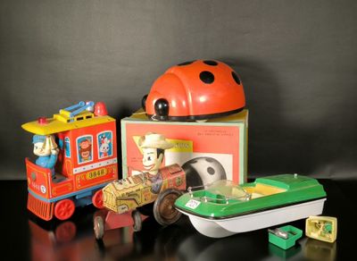 Ensemble de jouets (Accidents et manques) : -Hachette "Le Cy…